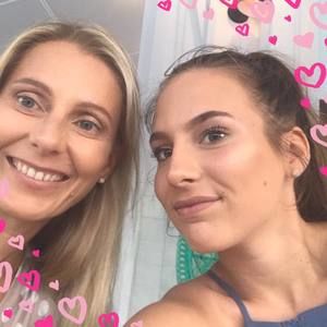 Meet your Posher, Suzanne